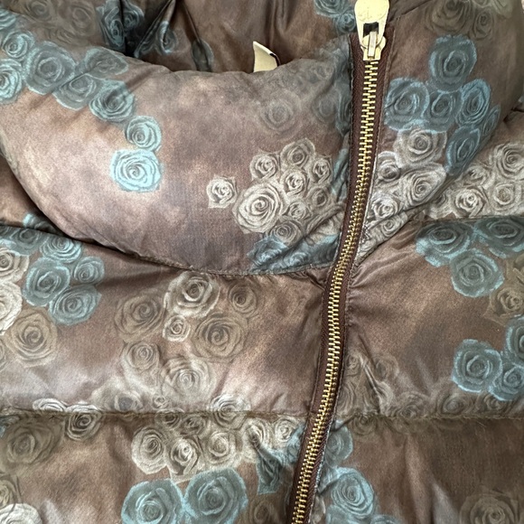 Women’s Colmar Puffer Jacket in Unique Floral Print - Picture 3 of 10